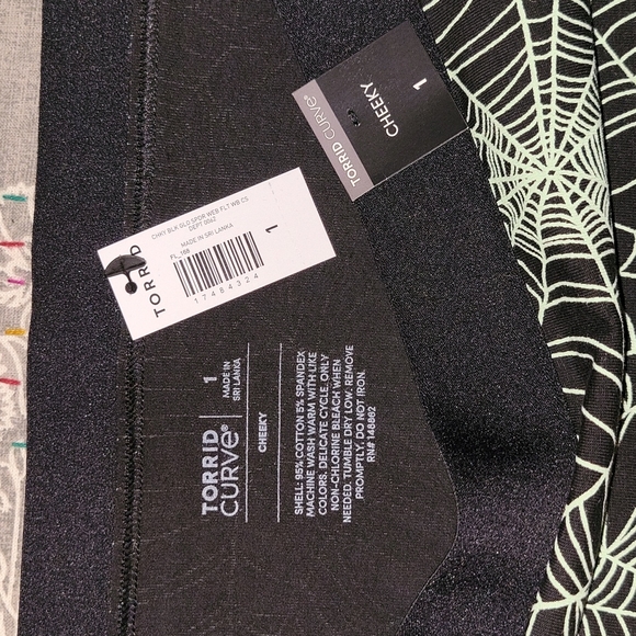 NWT | Torrid Cotton Mid-Rise Cheeky Panty | Size 1 - Picture 4 of 5